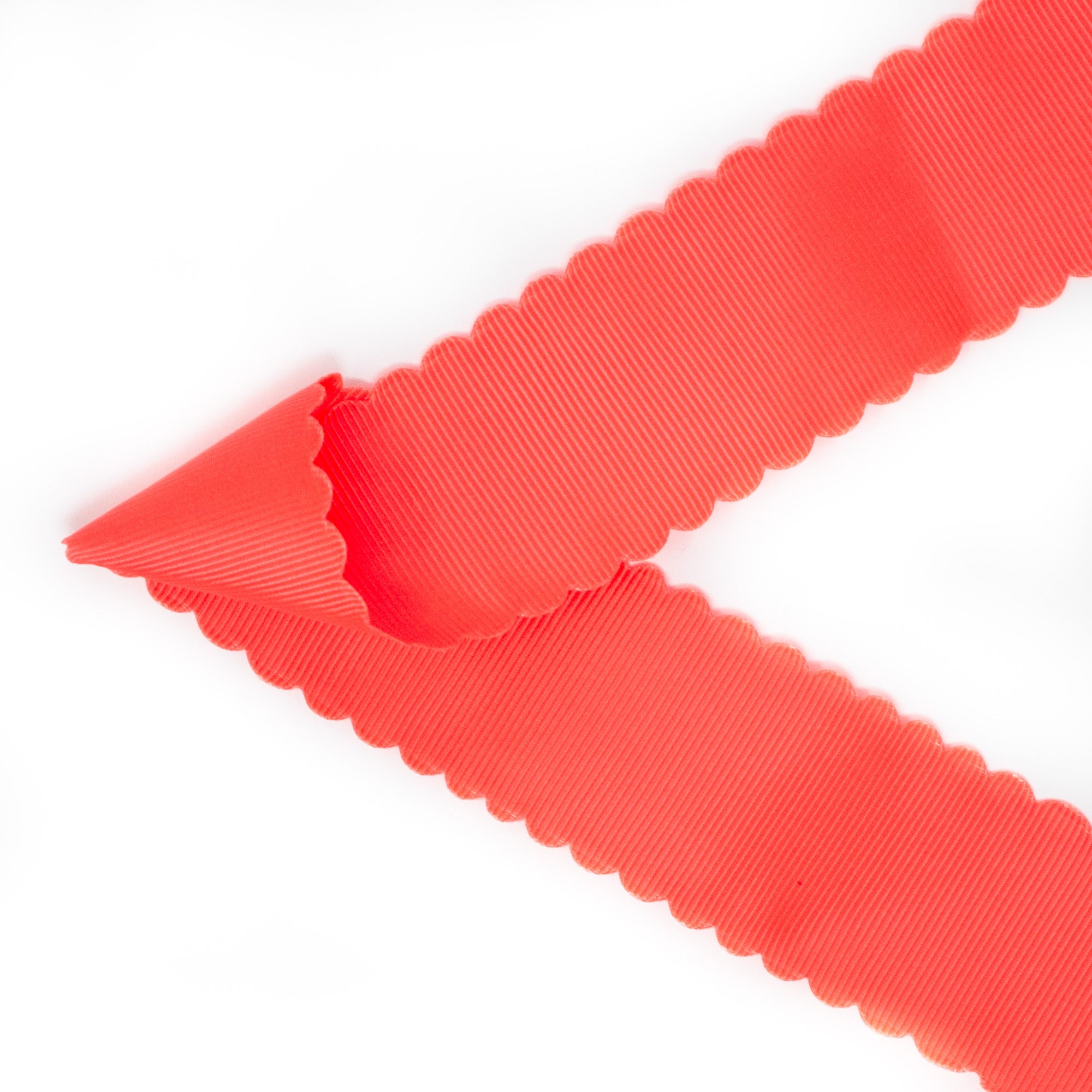Buy Scalloped Grosgrain Ribbons | Elegant Edging for Delicate Creations ...