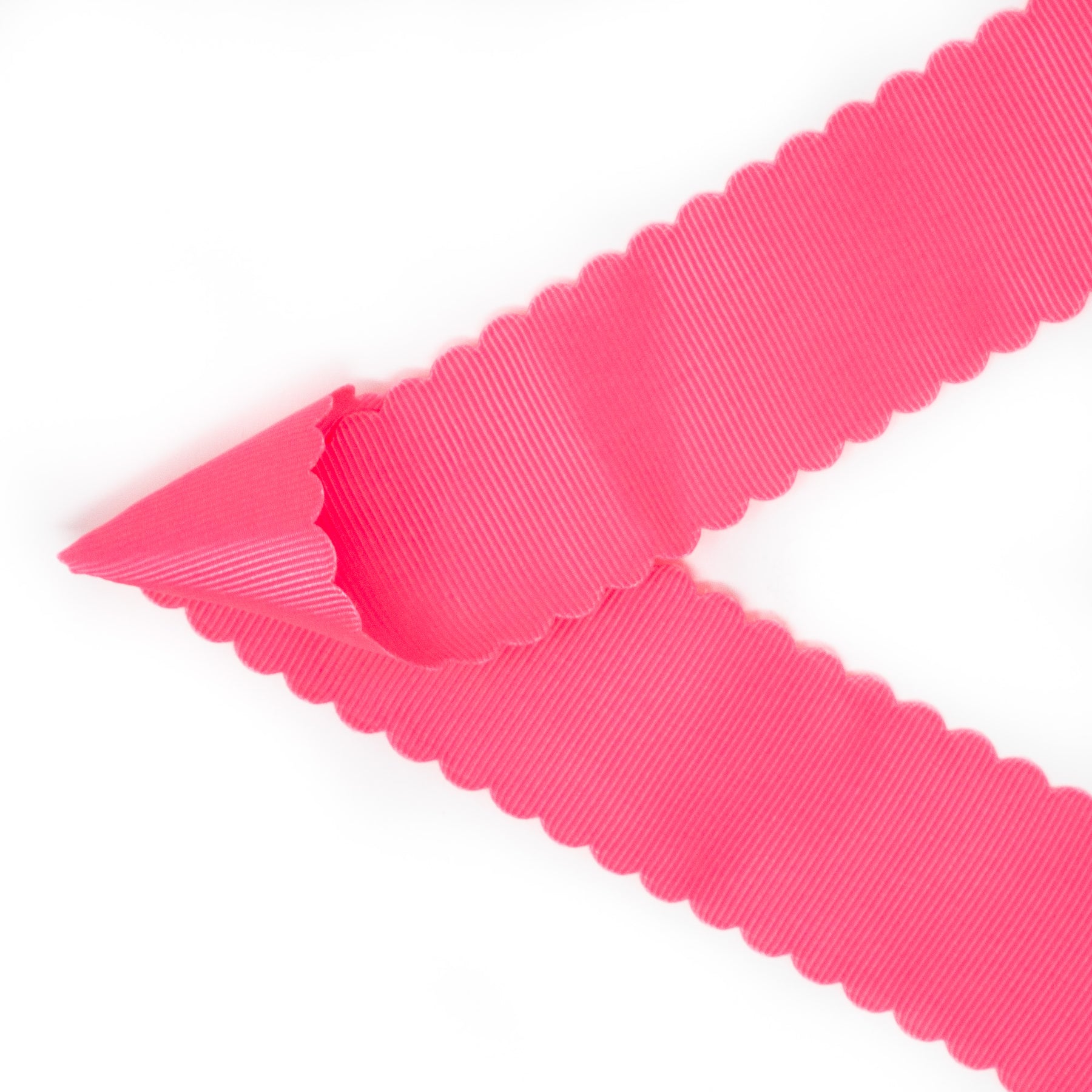 Droopy Ribbon Scalloped Grosgrain – Ribbon and Bows Oh My!